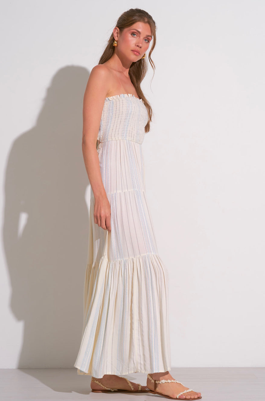 The Cassandra Maxi